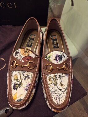 Gucci - Floral Loafers